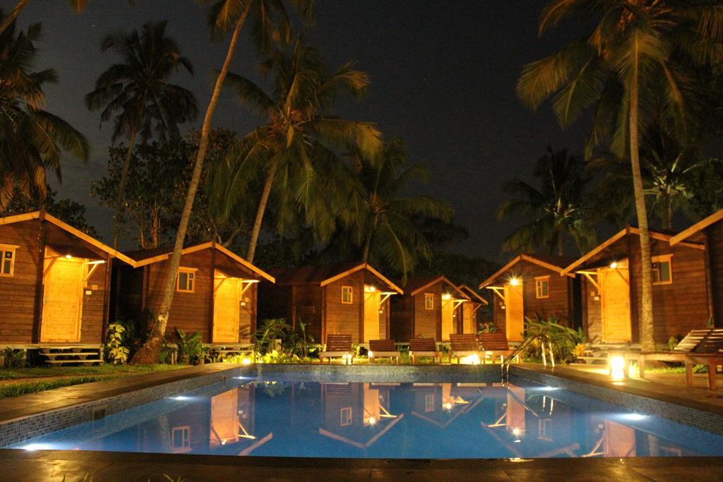 Bay 15 Hotel Panaji Bagian luar foto