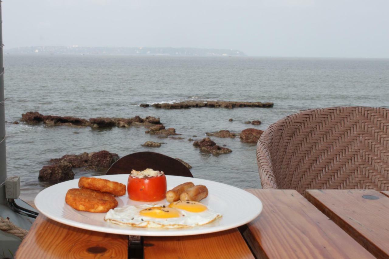 Bay 15 Hotel Panaji Bagian luar foto